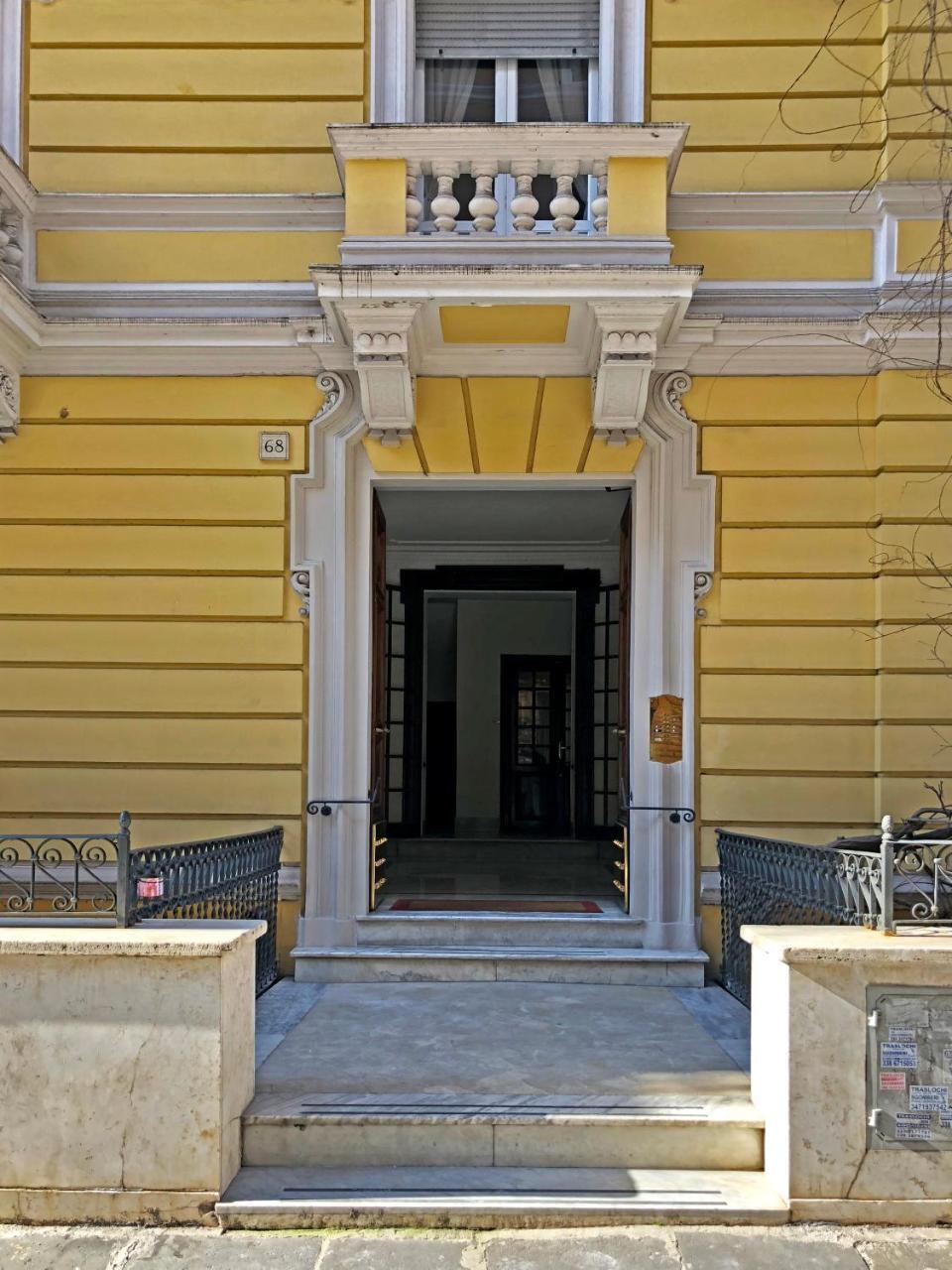 Clementi Portrait Hotel Rome Bagian luar foto