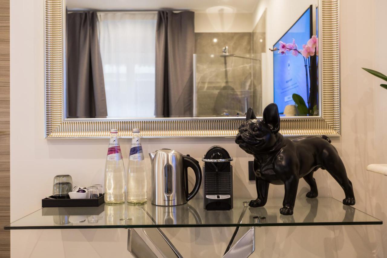 Clementi Portrait Hotel Rome Bagian luar foto